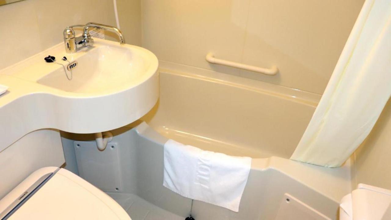 Toyoko Inn Misato-Chuo Ekimae Misato  Εξωτερικό φωτογραφία