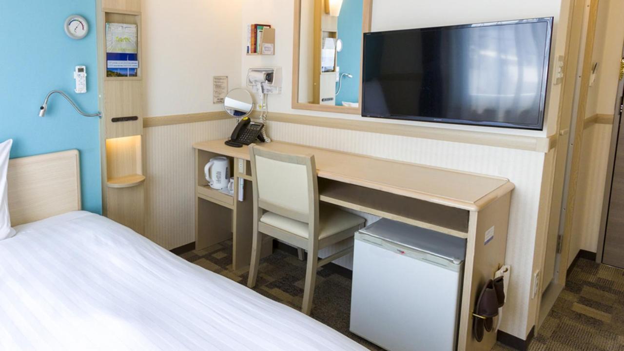 Toyoko Inn Misato-Chuo Ekimae Misato  Εξωτερικό φωτογραφία